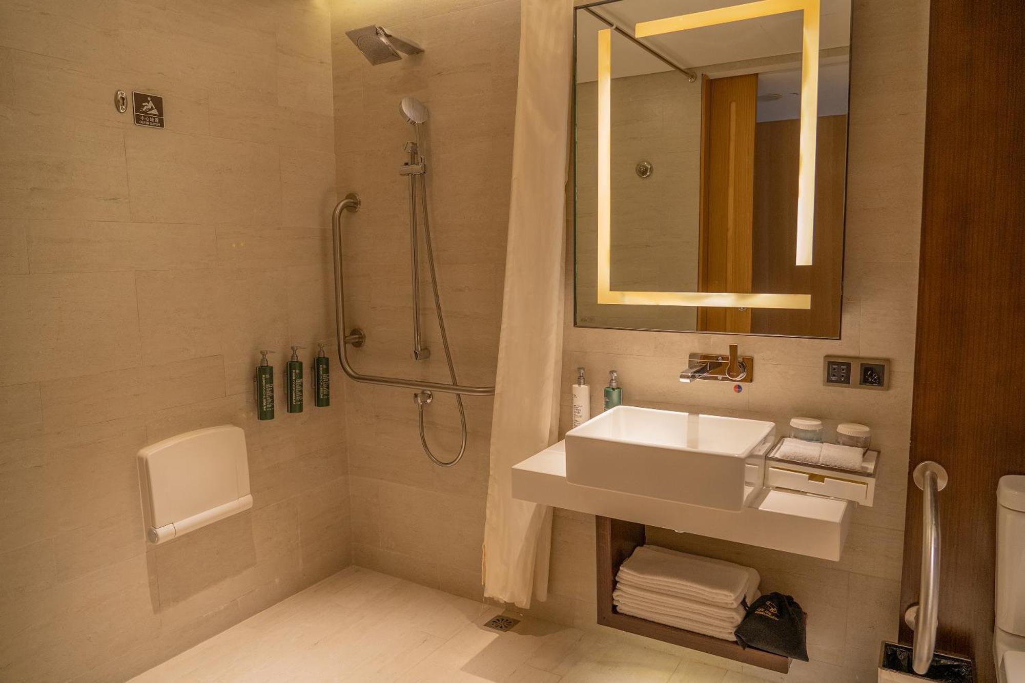 Hilton Garden Inn Lijiang Лицзян Экстерьер фото